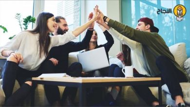 كيفية بناء علاقات صحية مع الأصدقاء والعائلة.
