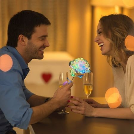 دردشة مصرية: بنات مطلقات وارامل بلا حدود