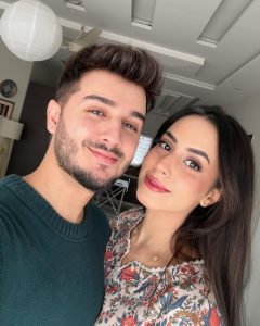 دعاء يجعل الزوج خاتمًا في يد زوجته مجرّب ومستجاب بإذن الله دعاء يجعل الزوج خاتمًا في يد زوجته مجرّب ومستجاب بإذن الله