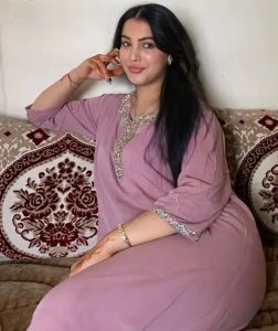 عايز أرقام بنات تكلمها على الواتس